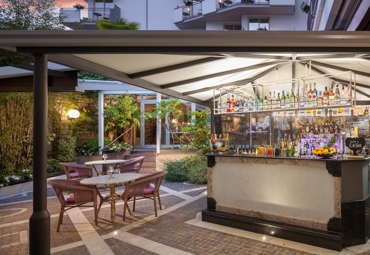 Hotel Continental - Tonelli Hotels Torbole Sul Garda Ngoại thất bức ảnh