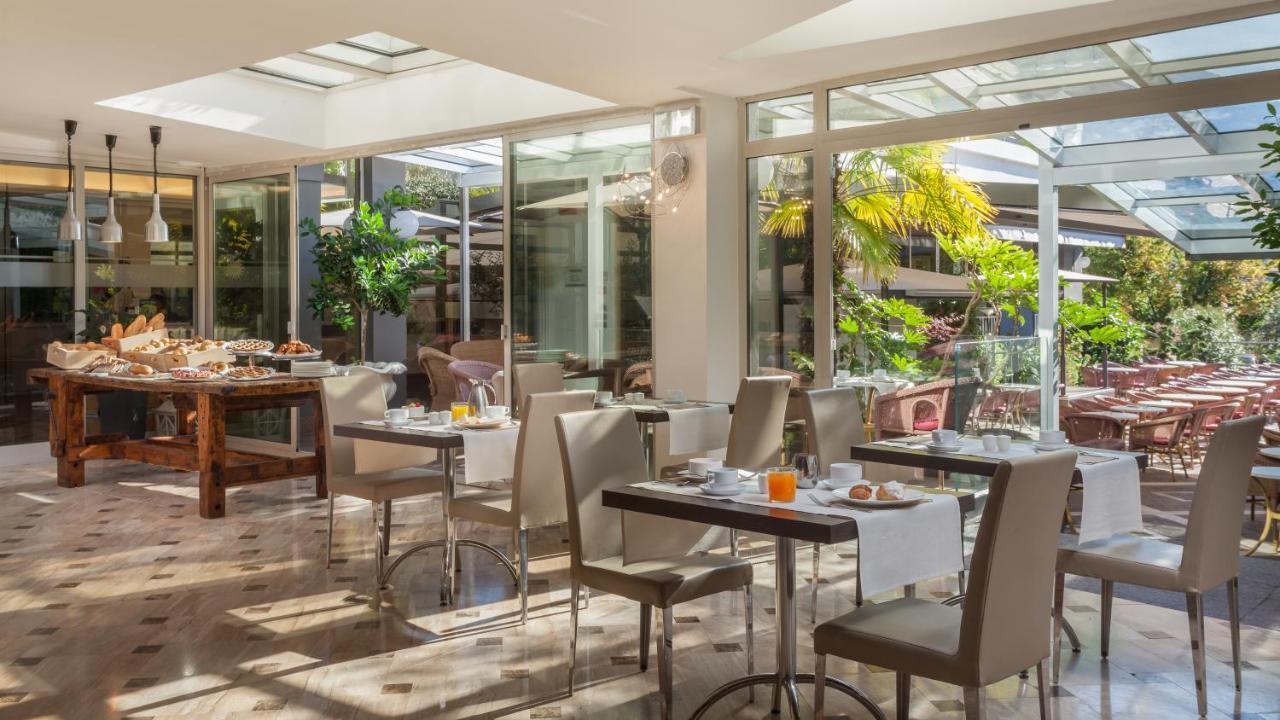 Hotel Continental - Tonelli Hotels Torbole Sul Garda Ngoại thất bức ảnh